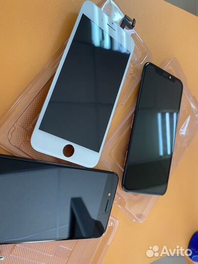 Оригинальные Дисплей и аккумулятор на iPhone