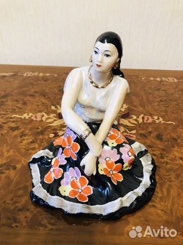 «Земфира сидящая» «Цыганка» Дулево СССР