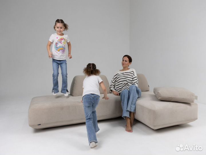 Диван прямои 4400х1700 мм