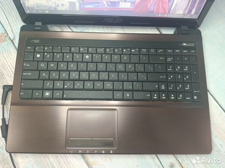 Игровой ноутбук asus core i5-4ядра/2видеокарты/6Gb