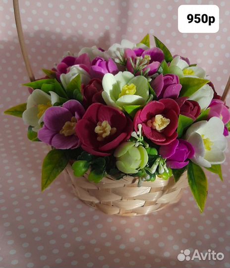 Букет с крокусами