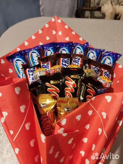 Сладкий букет из конфет