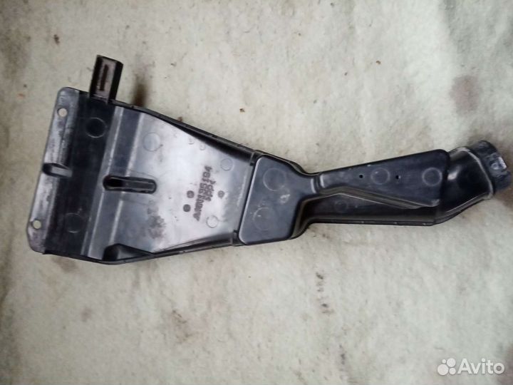 Воздухозаборник mitsubishi lancer 9