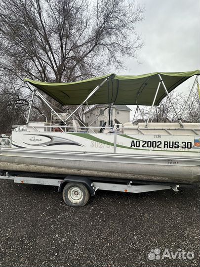 Катамаран с мотором