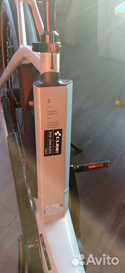 Электровелосипед cube