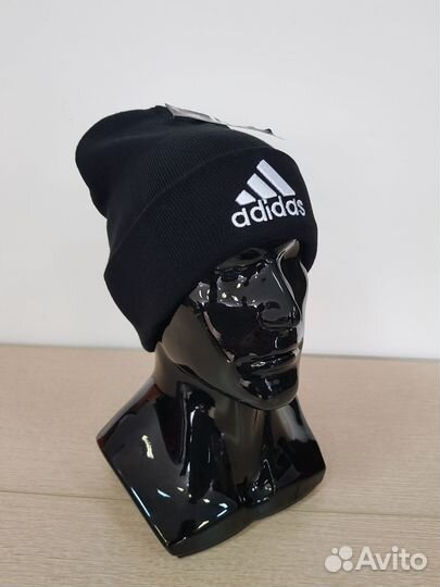 Шапка adidas черная новая