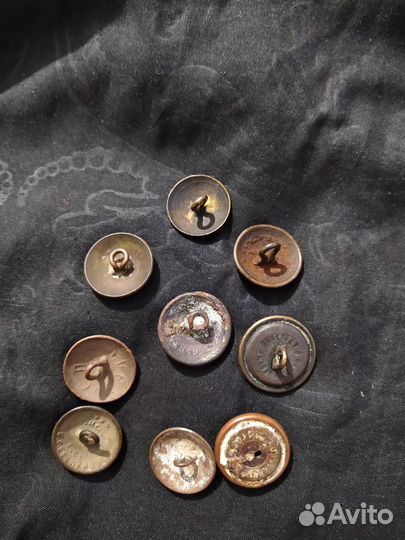 Пуговицы