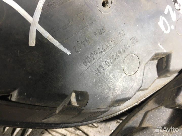 Решетка в бампер нижняя Opel Zafira 2 (B) рест