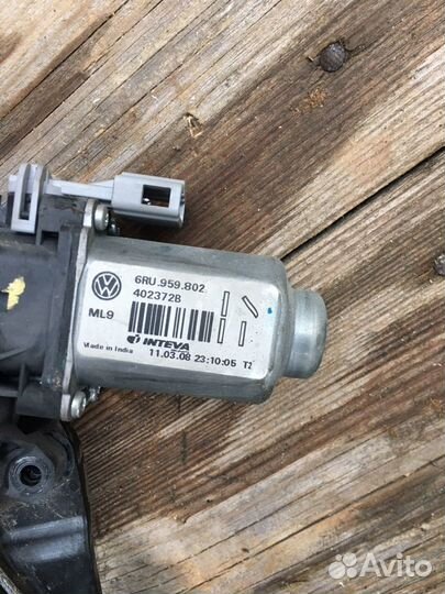 Стеклоподъемник Volkswagen Polo