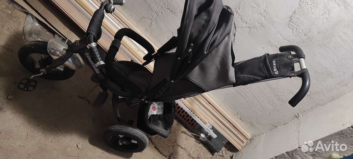 Трехколесный велосипед Lexus Trike