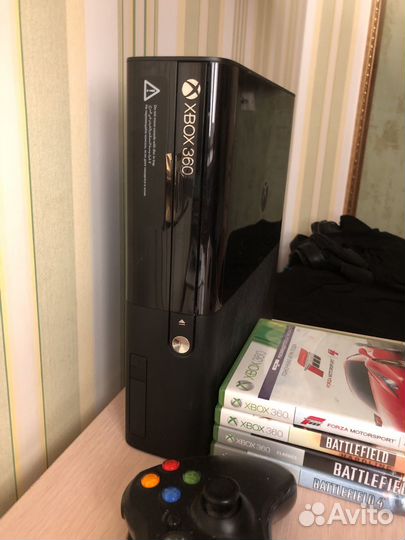 Xbox 360 E 500gb