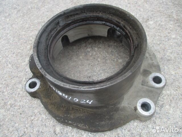 Крышка кпп Mercedes-Benz A3892612020