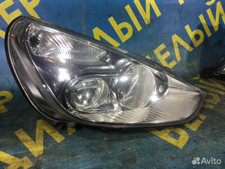 Передняя правая фара Ford Galaxy S-max