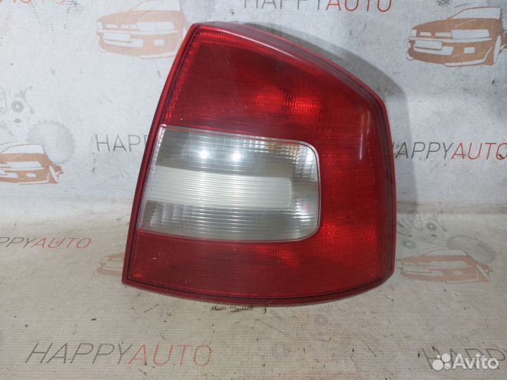 Фонарь задний правый Skoda Octavia A5 лифтбек