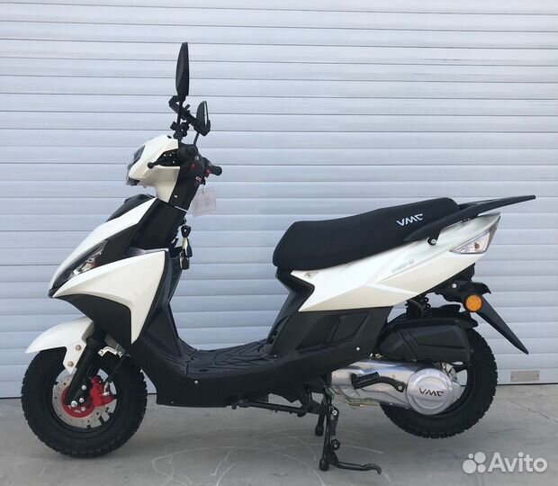 Скутер Vento Corsa RS