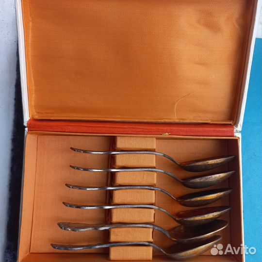 Серебряные и посеребренные вилки и ложки