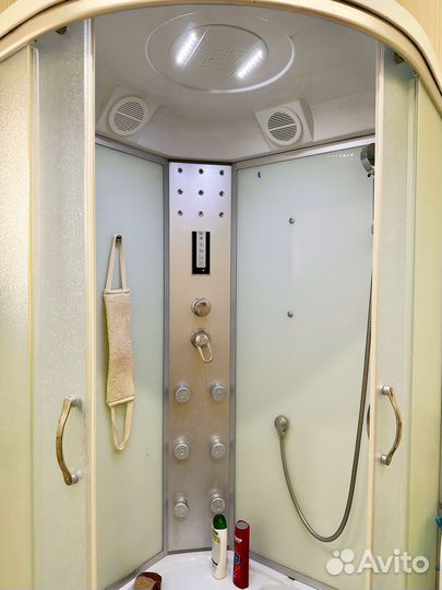 Душевая кабина 100х100