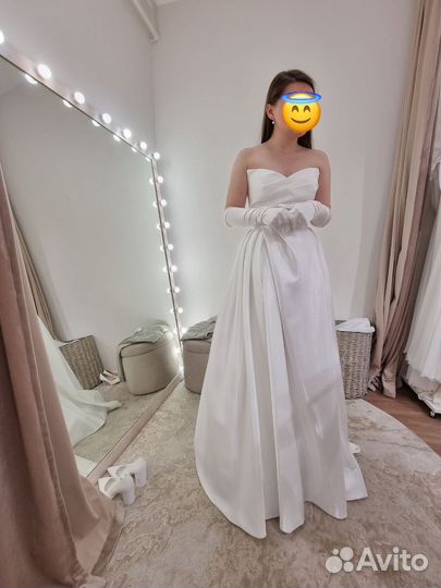 Платье свадебное 42-46