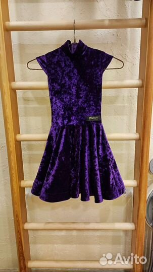 Платье для танцев, рейтинговое