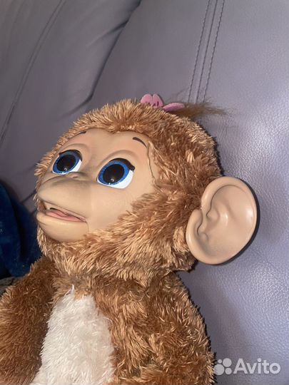 Смешливая обезьянка hasbro