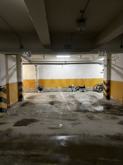 Машиноместо