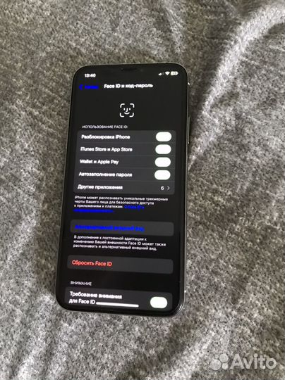 iPhone X, 64 ГБ