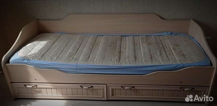 Мебель в детскую комнату для девочки