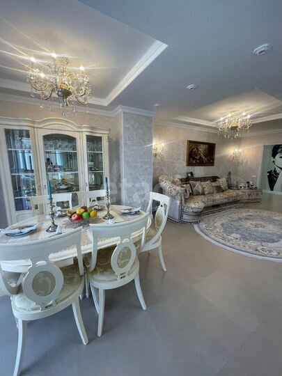 3-к. квартира, 140 м², 4/16 эт.