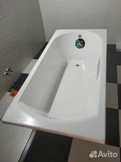 Ванная акриловая 160 на 75 новая