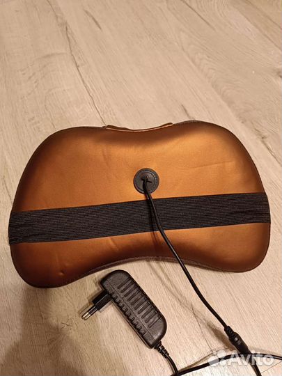 Массажная подушка для шеи