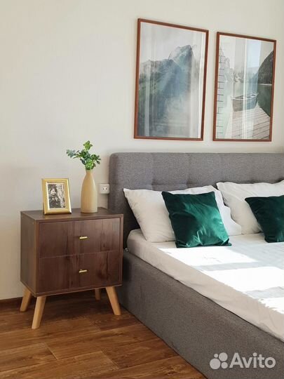 Тумба прикроватная