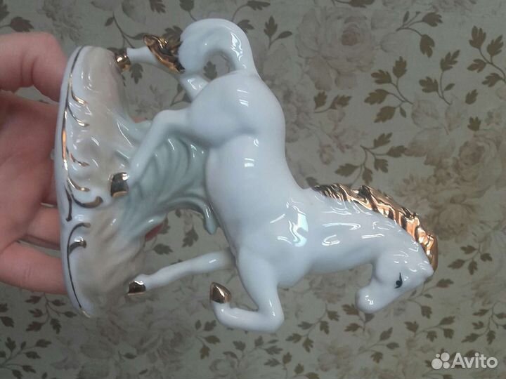 Статуэтка, фарфор/Новая