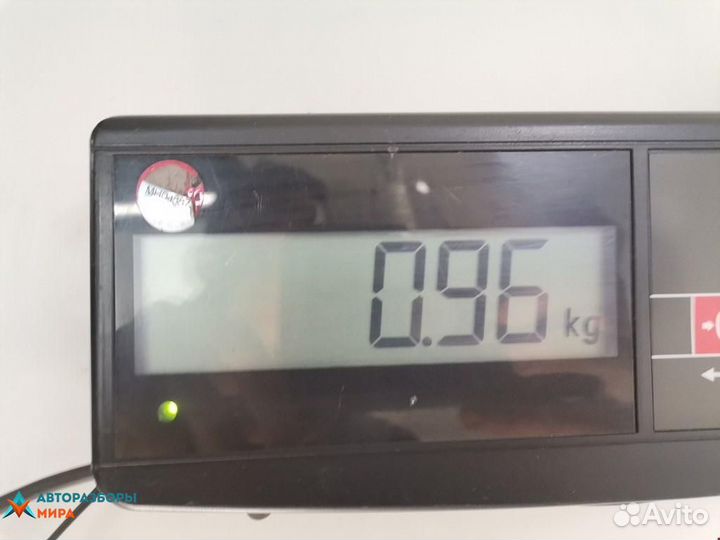 Моторчик заднего стеклоочистителя (дворника)