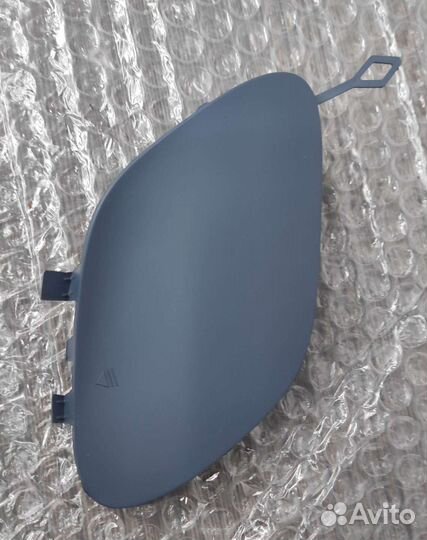 Заглушка буксировочного крюка W205