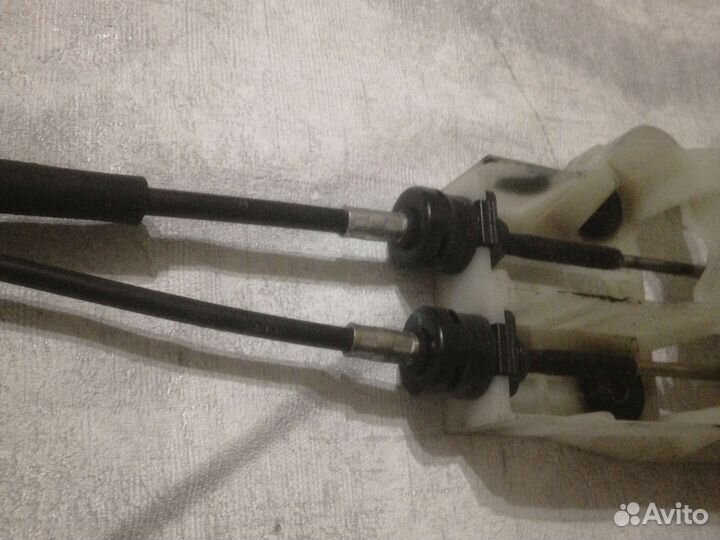 Трос МКПП Митсубиси Кольт 1.3-1.8i 99г