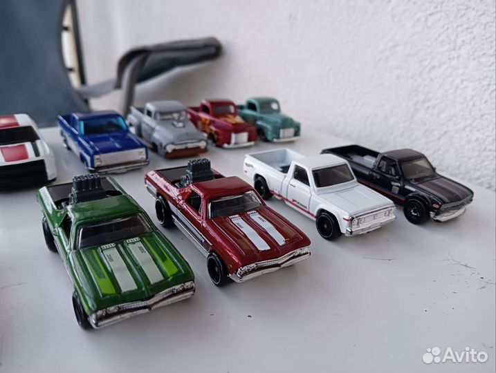 Hot Wheels машинки