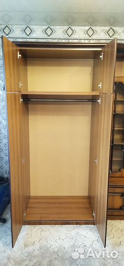 Мебель Шкаф сервант