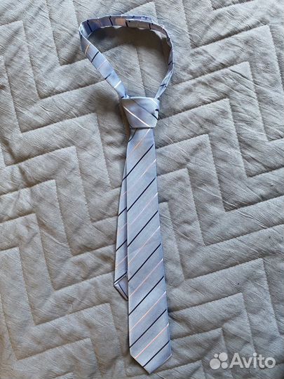 Рубашка белая с галстуком