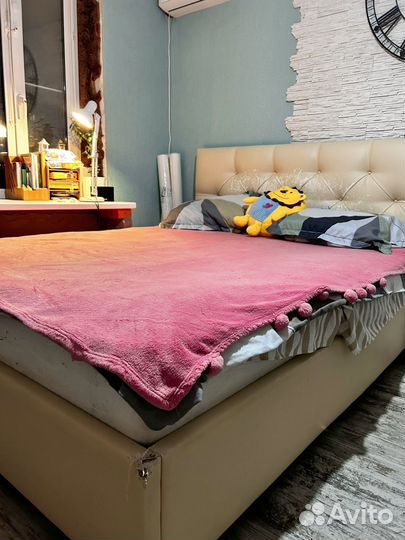 Кровать и матрас 160/200