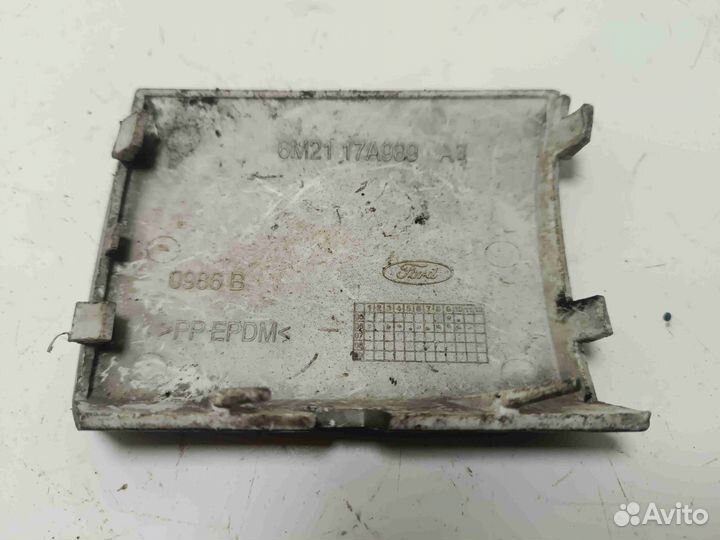 Заглушка (решетка) в бампер передний Ford Galaxy