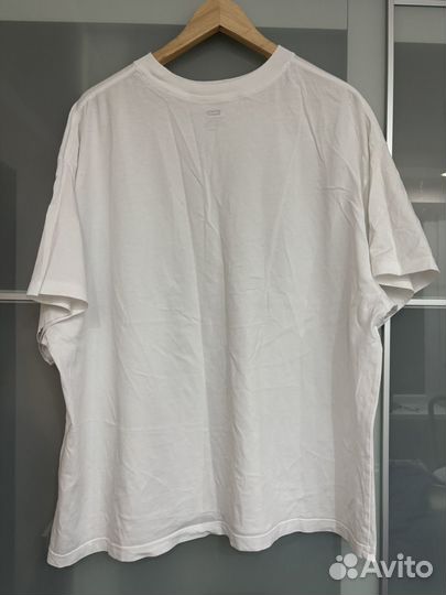 Футболка levis