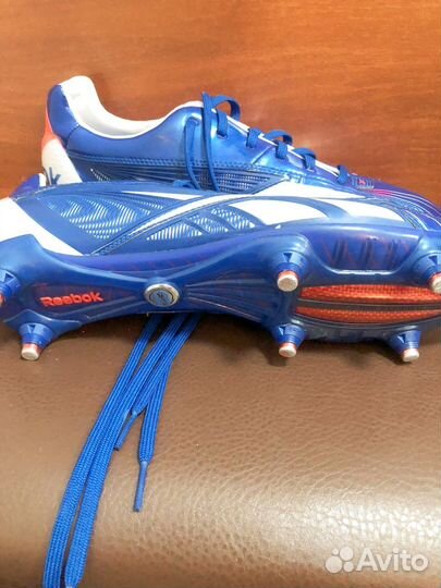 Футбольные бутсы