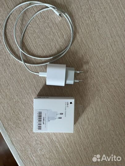 Быстрая зарядка на iPhone 20w оригинал