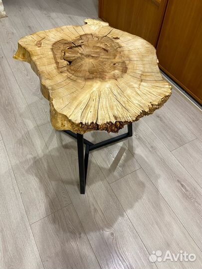 Журнальный столик