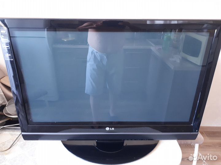 Телевизор бу LG 32