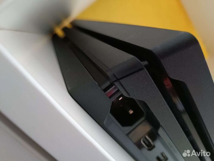 Прошитая 1TB Sony PS4 Pro + новинки и топовые игры