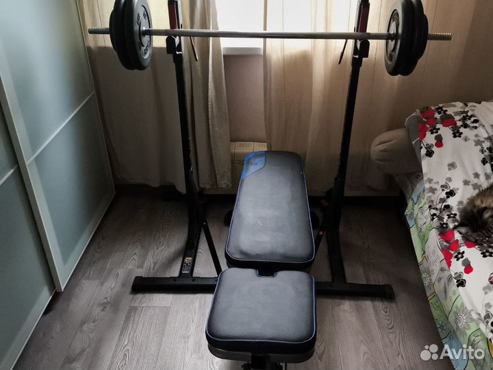 Скамья для жима со стойками и штангой