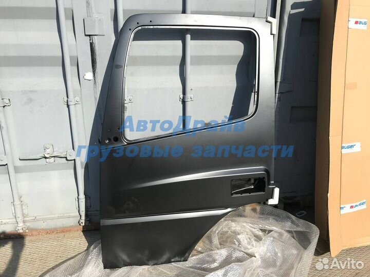 Дверь Мерседес Аксор левая