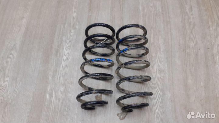 Пружина задняя Honda Civic 8 2009