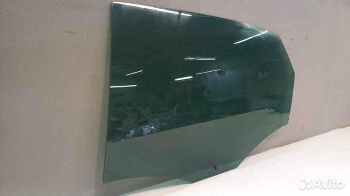 Стекло заднее левое Volkswagen Polo седан 2010